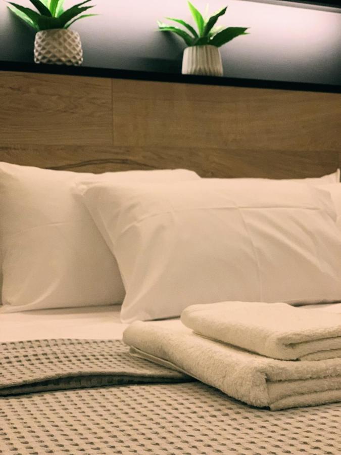 Luxury Townhouse Suite Larissa Buitenkant foto